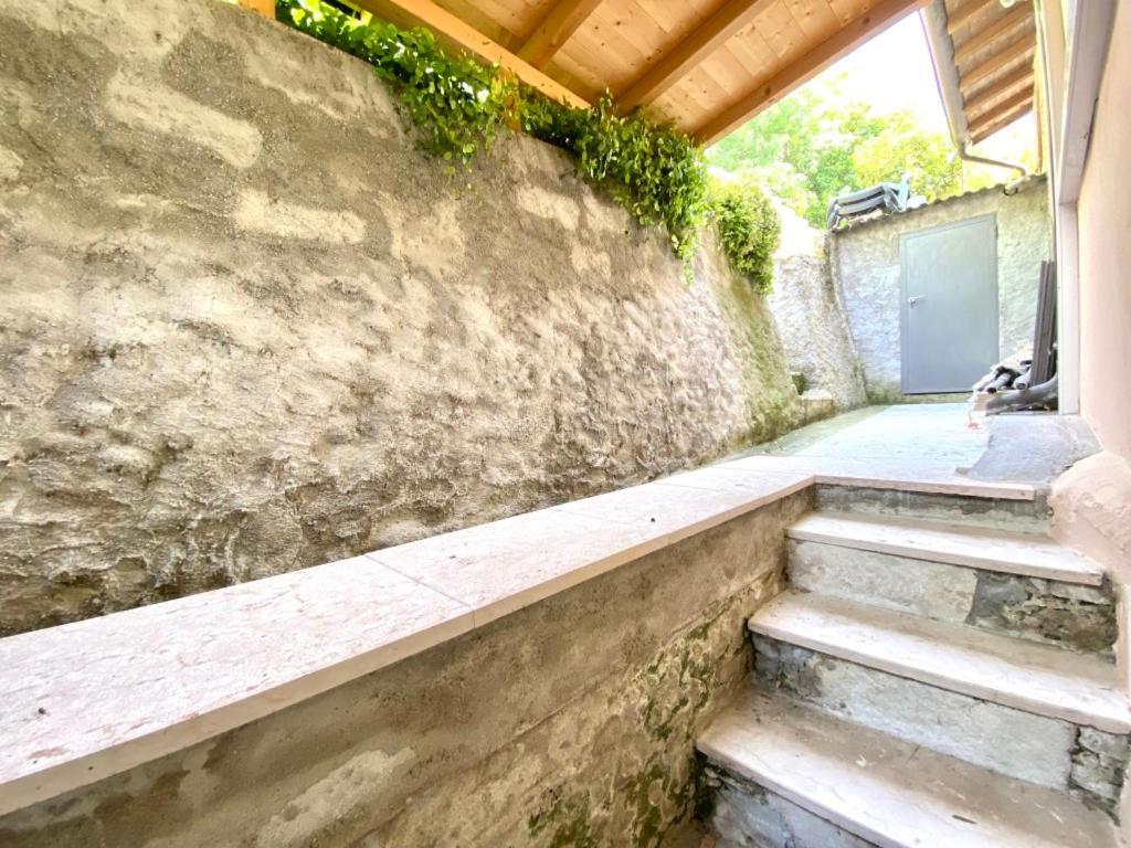 Lago 21 - Garden Terrace & Lake View Pastrengo Exterior foto